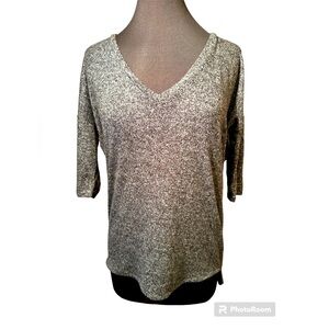 Express size small high low V-neck soft lightweight sweater